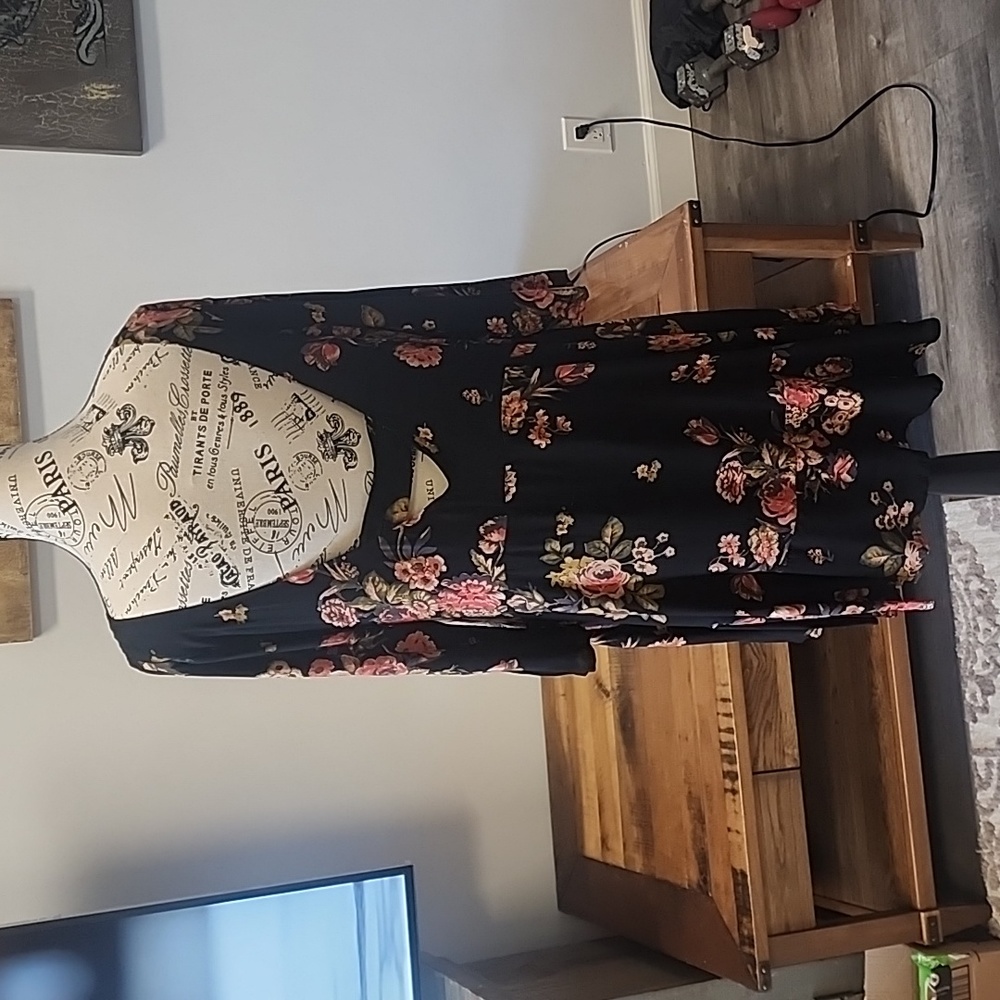 🔆Free People Black Floral Dress🔆 - Picture 3 of 5